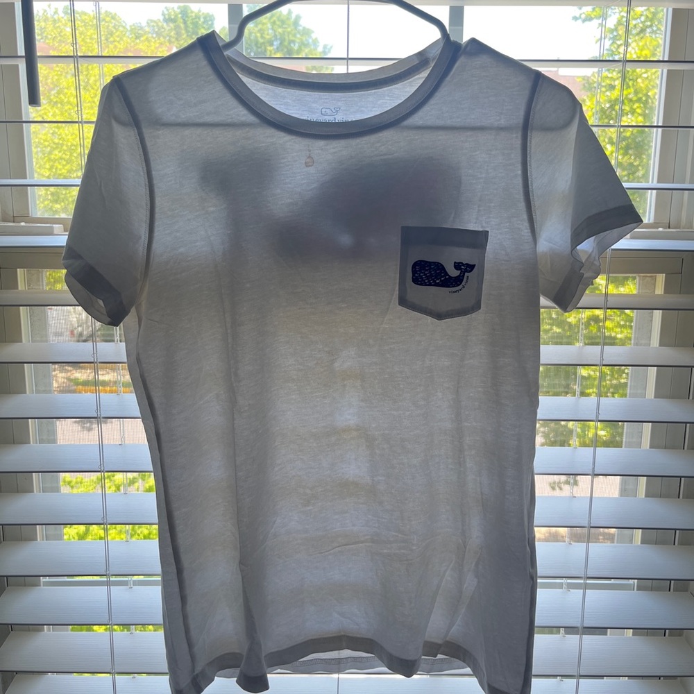 White Vineyard Vines Tshirt